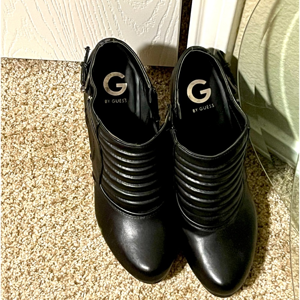 Worn once. Like new dress shoes!